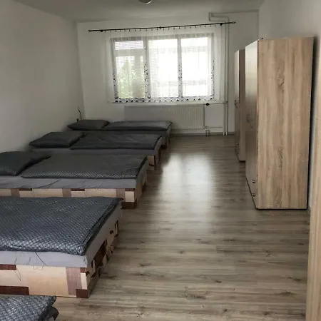 Ubytovanie - Sulekovo * Hlohovec