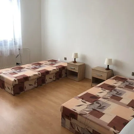 Pensjonat Ubytovanie - Sulekovo Hlohovec